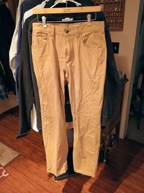 Carhartt Men's Relaxed Jeans in Khaki Tan Bin 1